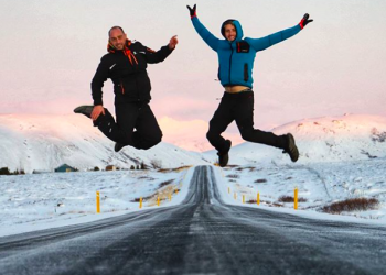 PEOPLE HAVING FUN CAMPING IN ICELAND – PICTURES