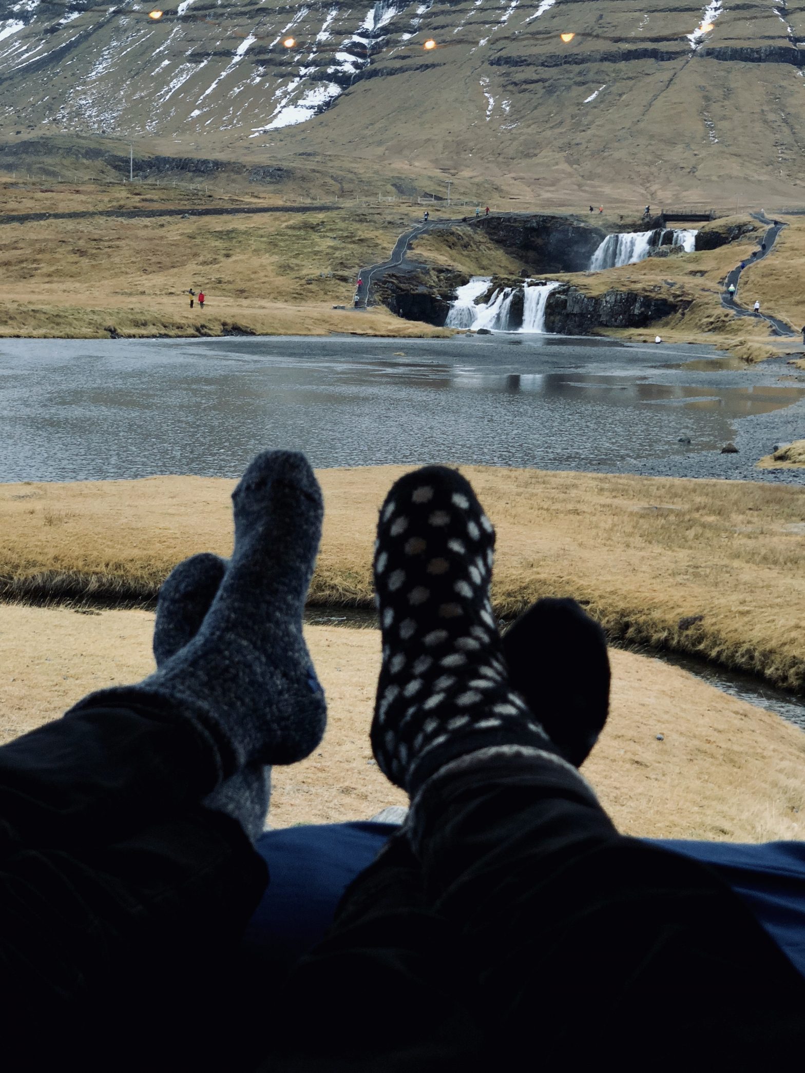 PEOPLE HAVING FUN CAMPING IN ICELAND - PICTURES - Camping Iceland