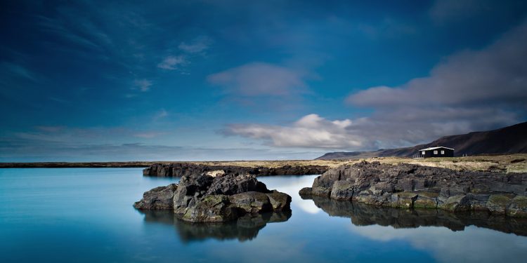 Outside in the middle of then night